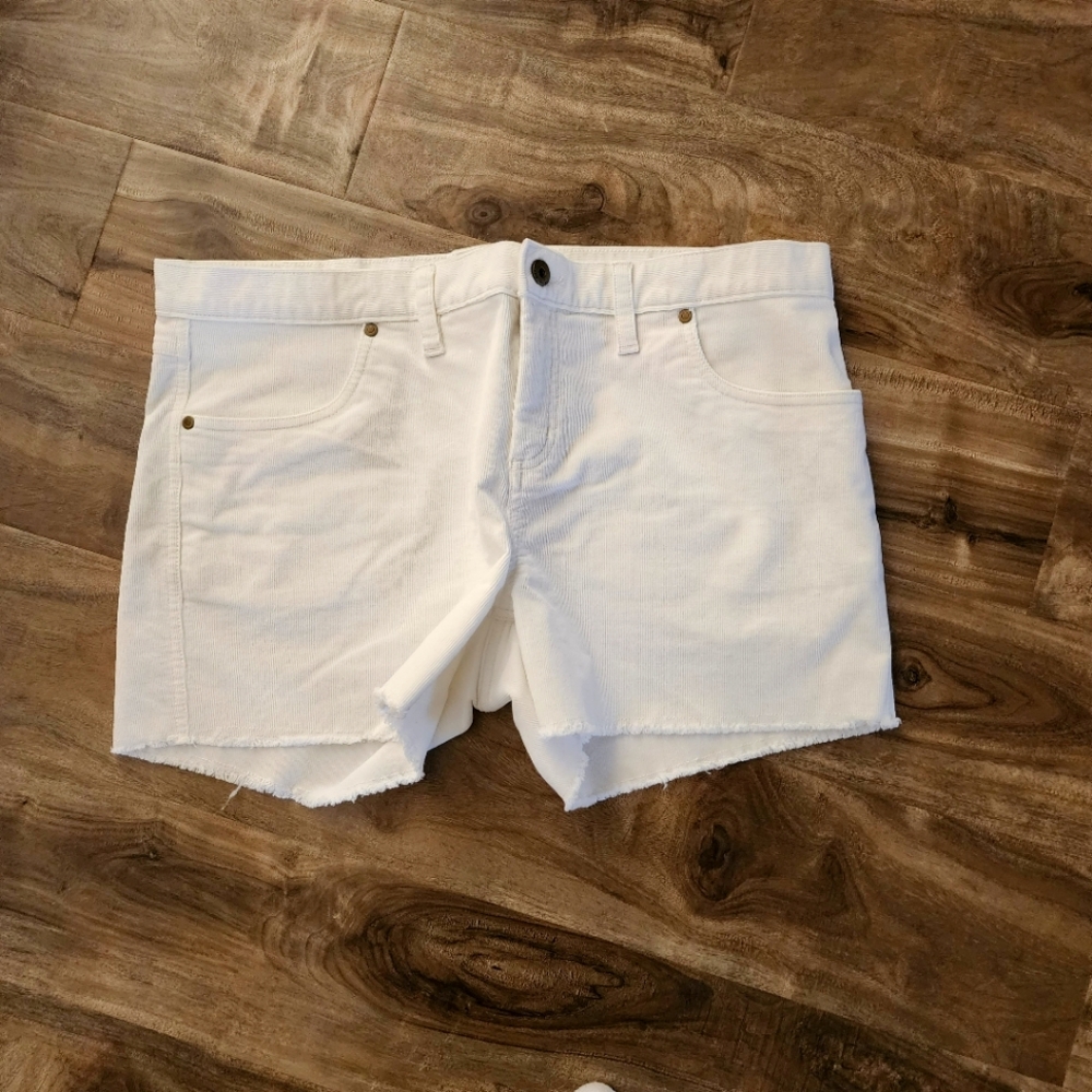 Carve Designs Women's White Corduroy Mid Rise Shorts
